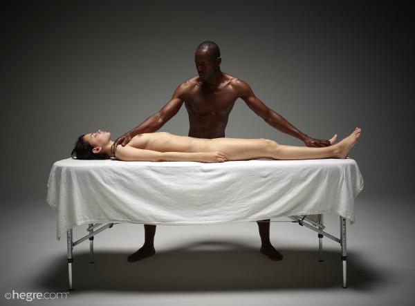 Ariel en Mike seksuele massage #29