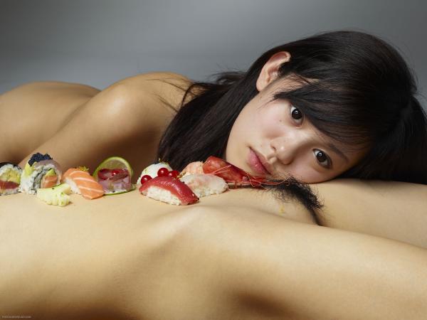 Konata och Lulu sensuell Sushi #23